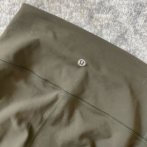 lululemon Wunder 25” olive green